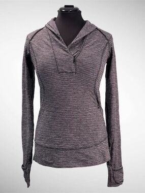 Women’s Lululemon Heathered Black Think Fast 1/4 Zip Pullover Size 6